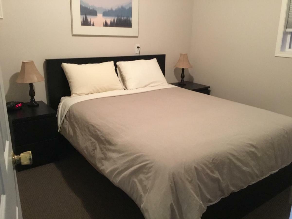 Burmis Bed And Bales Bed & Breakfast Bellevue ภายนอก รูปภาพ