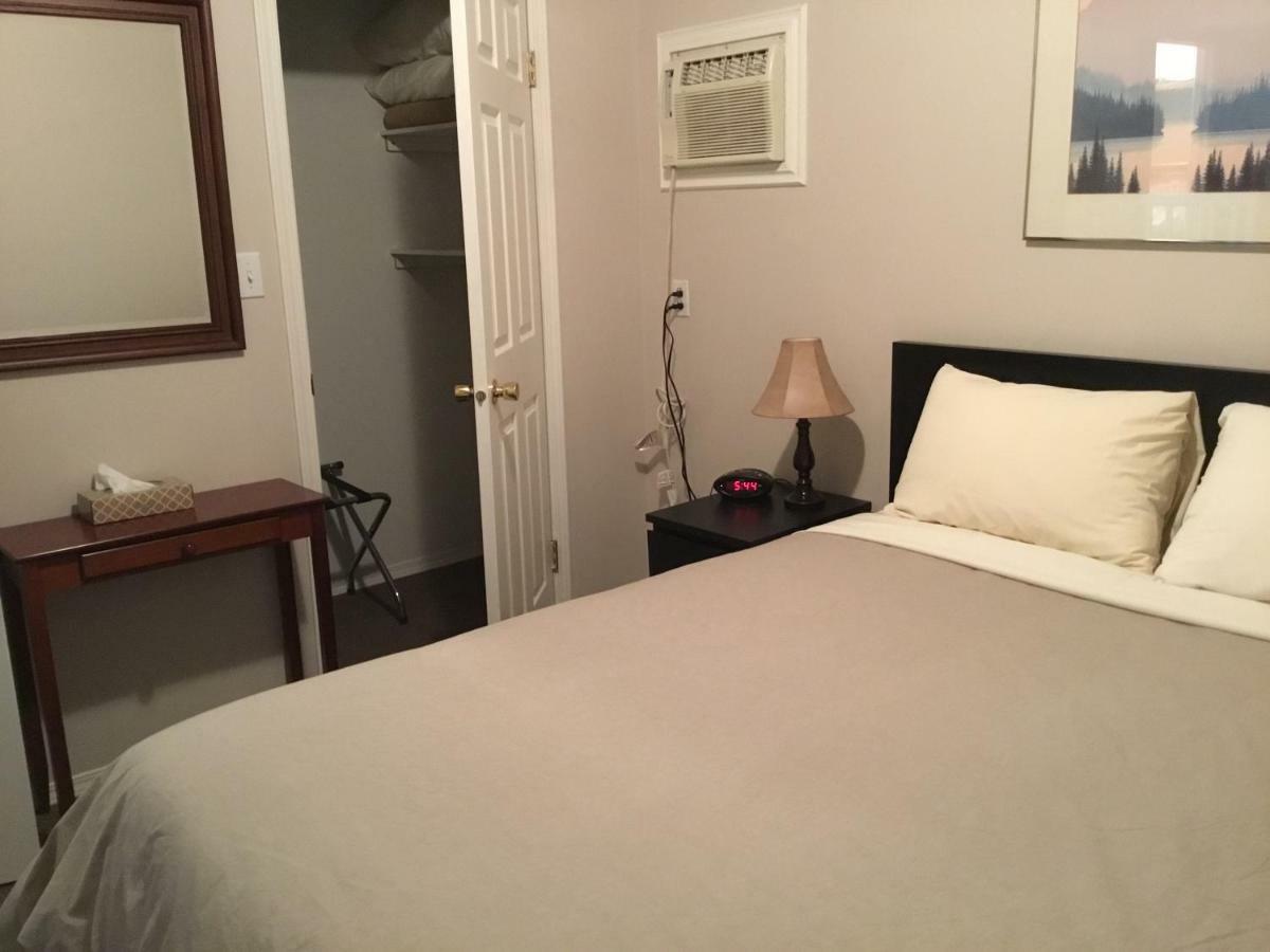 Burmis Bed And Bales Bed & Breakfast Bellevue ภายนอก รูปภาพ